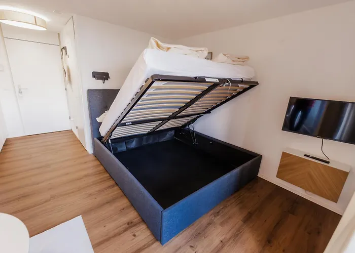 Apartamento Surfers Near Interlaken, At With Pool